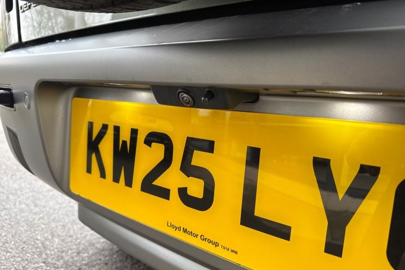 2025 (25) LAND ROVER DEFENDER 2.0 P300e X-Dynamic SE 110 5dr Auto 4985029