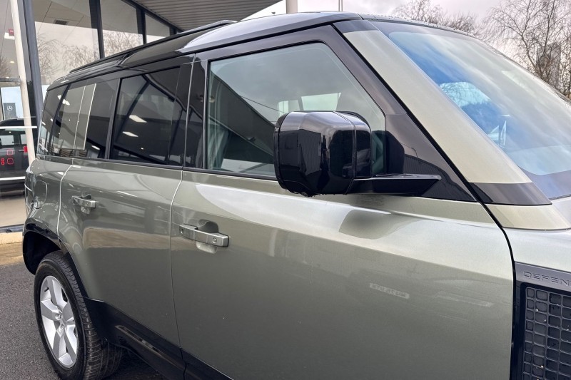2025 (25) LAND ROVER DEFENDER 2.0 P300e X-Dynamic SE 110 5dr Auto 4985038