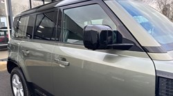 2025 (25) LAND ROVER DEFENDER 2.0 P300e X-Dynamic SE 110 5dr Auto 4985038