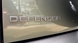 2025 (25) LAND ROVER DEFENDER 2.0 P300e X-Dynamic SE 110 5dr Auto 4985033