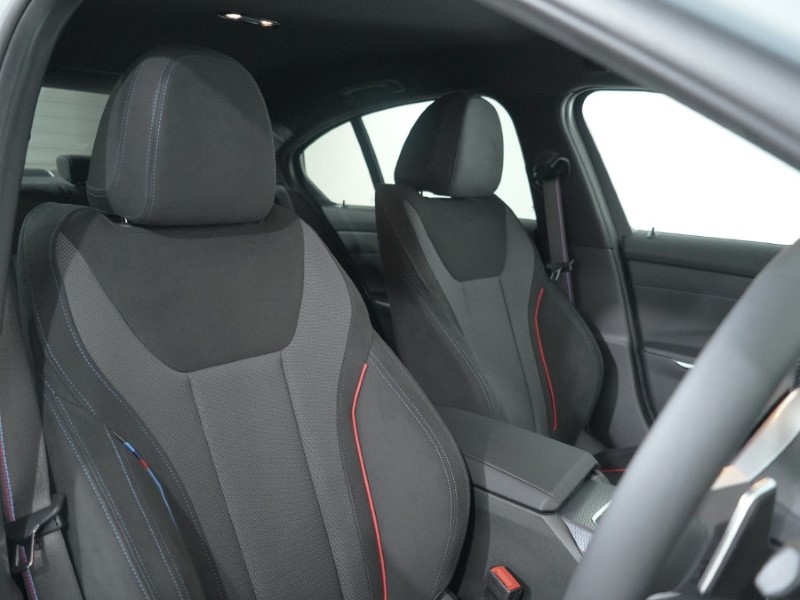  BMW 3 SERIES 320i M Sport 4dr Step Auto [Pro Pack] 4399648