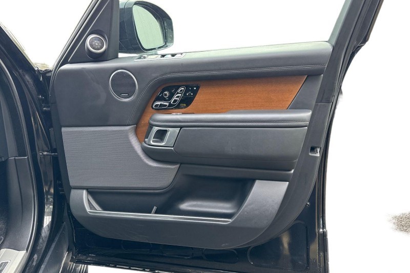 2020 (70) LAND ROVER RANGE ROVER 2.0 P400e Autobiography 4dr Auto 4997556