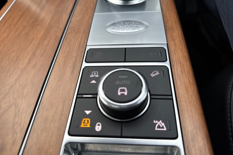 2020 (70) LAND ROVER RANGE ROVER 2.0 P400e Autobiography 4dr Auto 4997573