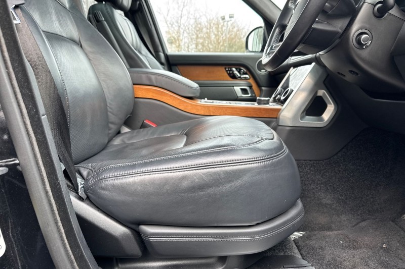 2020 (70) LAND ROVER RANGE ROVER 2.0 P400e Autobiography 4dr Auto 4997558