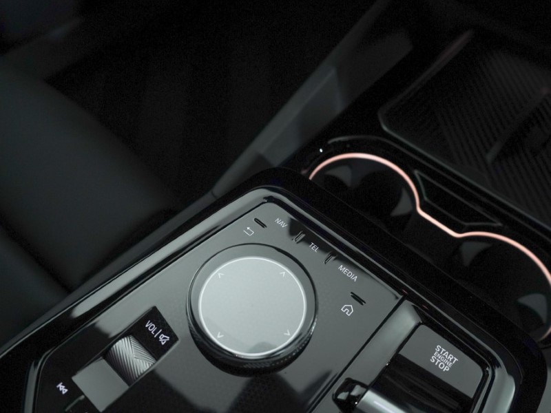  BMW 5 SERIES 530e M Sport 4dr Auto 4446398