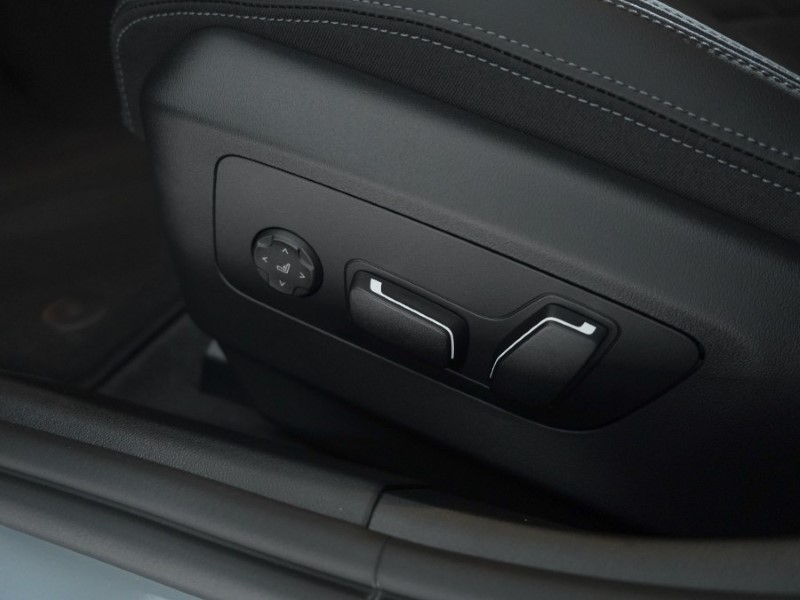  BMW 5 SERIES 530e M Sport 4dr Auto 4446380