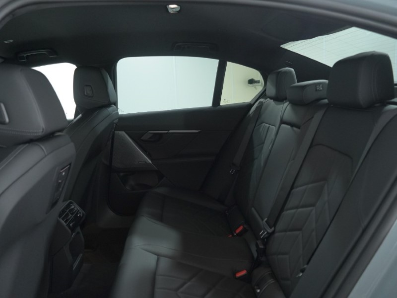  BMW 5 SERIES 530e M Sport 4dr Auto 4446376