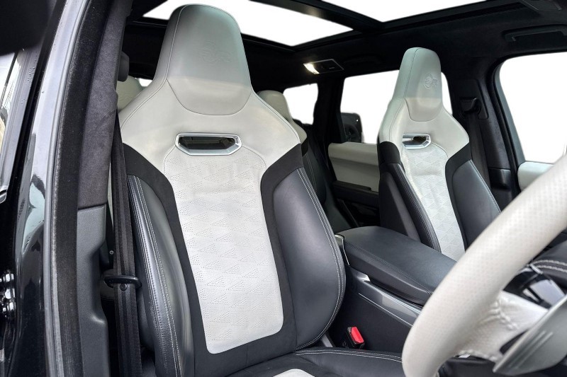 2021 (71) LAND ROVER RANGE ROVER SPORT 5.0 P575 S/C SVR 5dr Auto 4998570