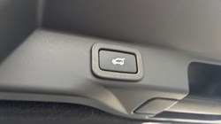 2021 (71) LAND ROVER RANGE ROVER SPORT 3.0 D250 HSE 5dr Auto 5028224