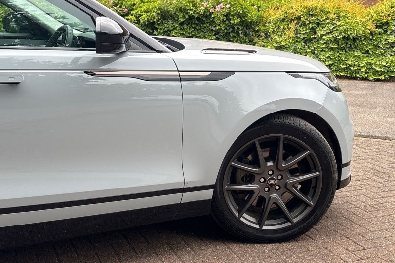 2026 (75) LAND ROVER RANGE ROVER VELAR 3.0 D300 MHEV Dynamic HSE 5dr Auto 5506811