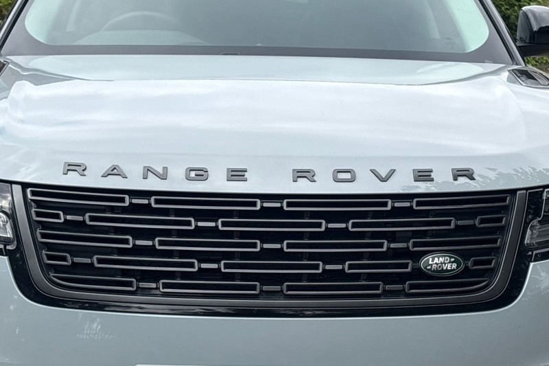 2026 (75) LAND ROVER RANGE ROVER VELAR 3.0 D300 MHEV Dynamic HSE 5dr Auto 5506805