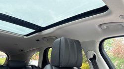 2026 (75) LAND ROVER RANGE ROVER VELAR 3.0 D300 MHEV Dynamic HSE 5dr Auto 5506780