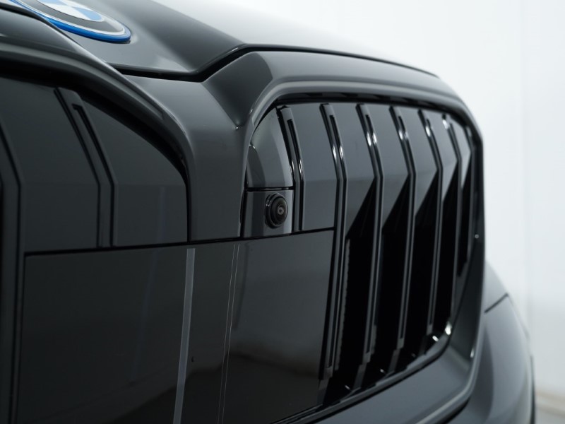  BMW 5 SERIES 550e xDrive M Sport Pro 4dr Auto 4381344