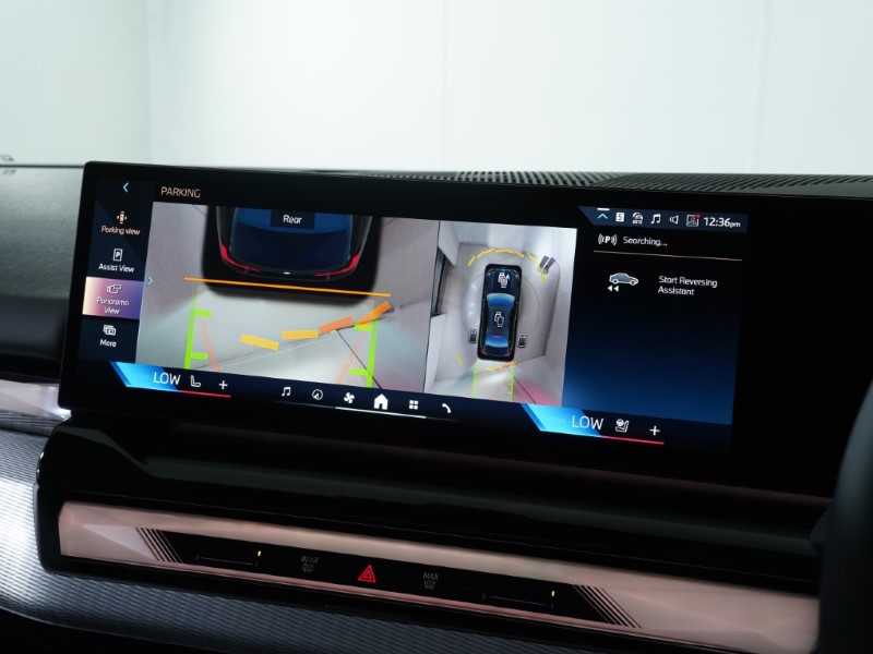  BMW 5 SERIES 550e xDrive M Sport Pro 4dr Auto 4381372