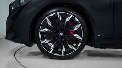 BMW 5 SERIES 550e xDrive M Sport Pro 4dr Auto 4381331