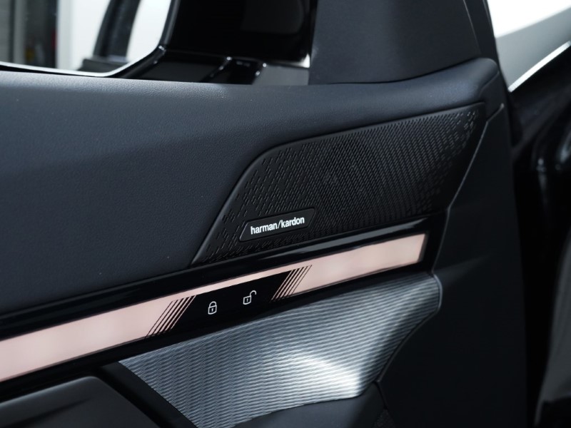  BMW 5 SERIES 550e xDrive M Sport Pro 4dr Auto 4381355