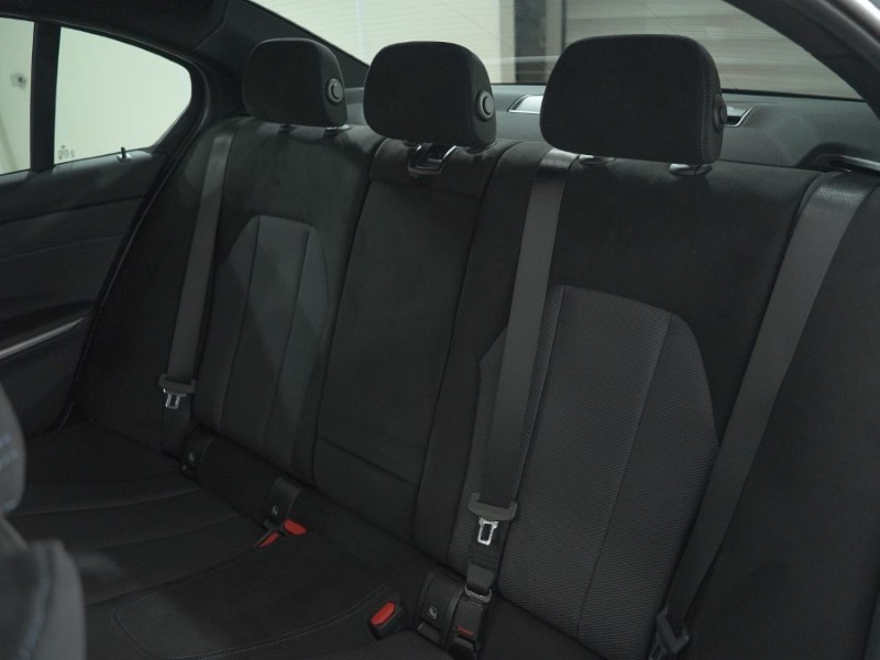  BMW 3 SERIES 320i M Sport 4dr Step Auto 4999289