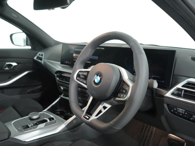  BMW 3 SERIES 320i M Sport 4dr Step Auto 4999299