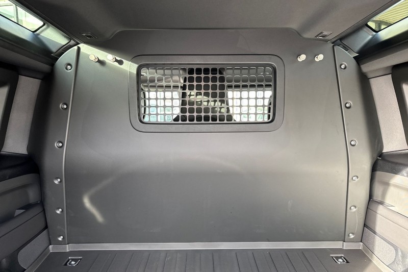 2025 (75) LAND ROVER COMMERCIAL DEFENDER 3.0 D250 Hard Top X-Dynamic HSE Auto [3 Seat] 5000358