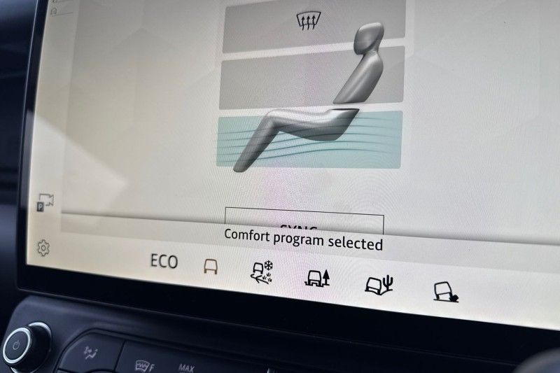 2025 (75) LAND ROVER COMMERCIAL DEFENDER 3.0 D250 Hard Top X-Dynamic HSE Auto [3 Seat] 5000376