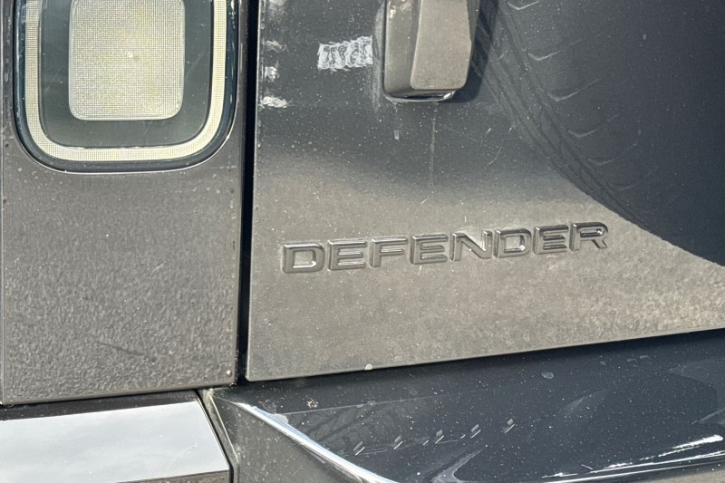 2025 (75) LAND ROVER COMMERCIAL DEFENDER 3.0 D250 Hard Top X-Dynamic HSE Auto [3 Seat] 5000389