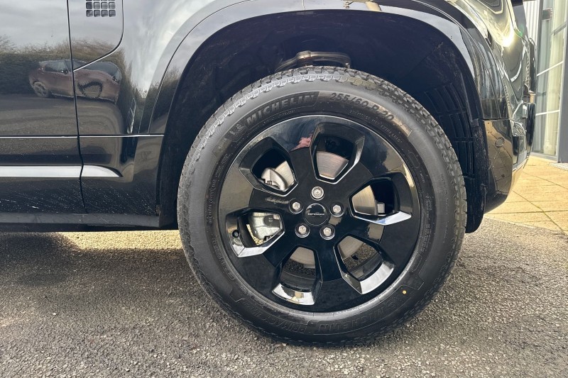 2025 (75) LAND ROVER COMMERCIAL DEFENDER 3.0 D250 Hard Top X-Dynamic HSE Auto [3 Seat] 5000348