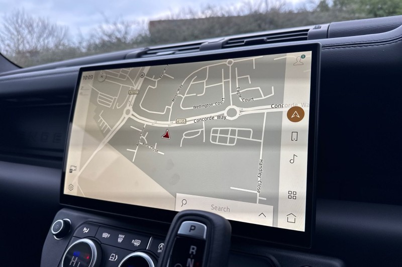 2025 (75) LAND ROVER COMMERCIAL DEFENDER 3.0 D250 Hard Top X-Dynamic HSE Auto [3 Seat] 5000372