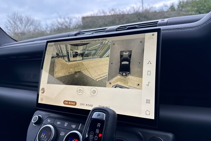 2025 (75) LAND ROVER COMMERCIAL DEFENDER 3.0 D250 Hard Top X-Dynamic HSE Auto [3 Seat] 5000373