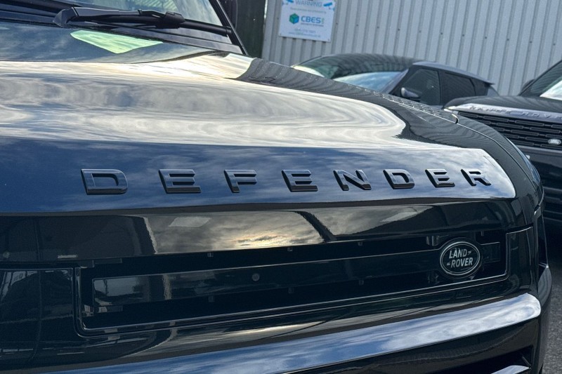 2025 (75) LAND ROVER COMMERCIAL DEFENDER 3.0 D250 Hard Top X-Dynamic HSE Auto [3 Seat] 5000387