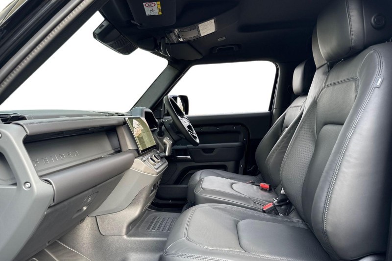 2025 (75) LAND ROVER COMMERCIAL DEFENDER 3.0 D250 Hard Top X-Dynamic HSE Auto [3 Seat] 5000343