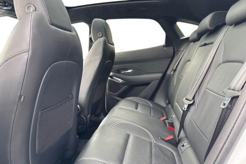 2022 (22) JAGUAR E-PACE 2.0 D200 R-Dynamic Black 5dr Auto 5004833
