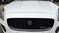 2022 (22) JAGUAR E-PACE 2.0 D200 R-Dynamic Black 5dr Auto 5004868