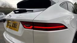 2022 (22) JAGUAR E-PACE 2.0 D200 R-Dynamic Black 5dr Auto 5004872