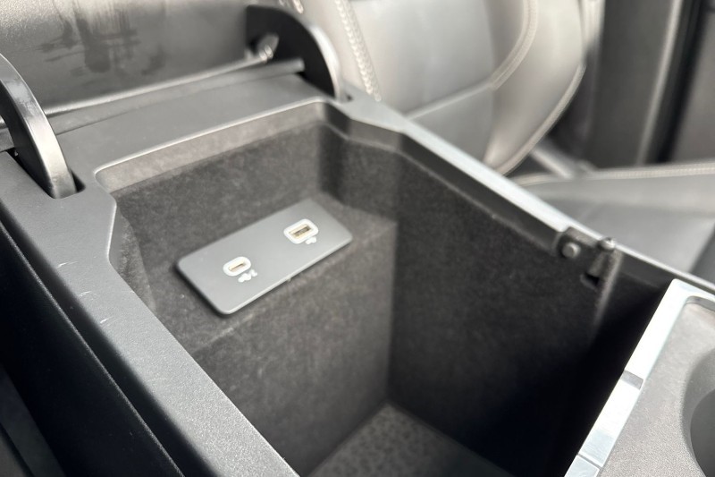 2022 (22) JAGUAR E-PACE 2.0 D200 R-Dynamic Black 5dr Auto 5004861