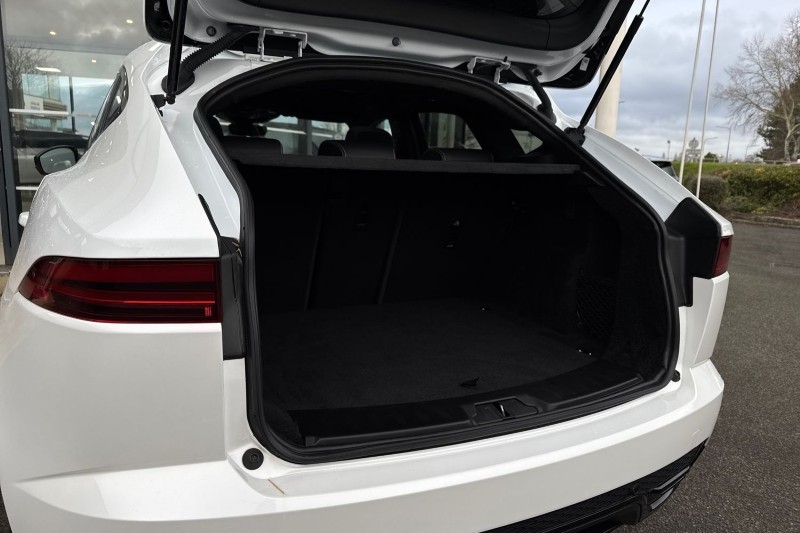 2022 (22) JAGUAR E-PACE 2.0 D200 R-Dynamic Black 5dr Auto 5004865