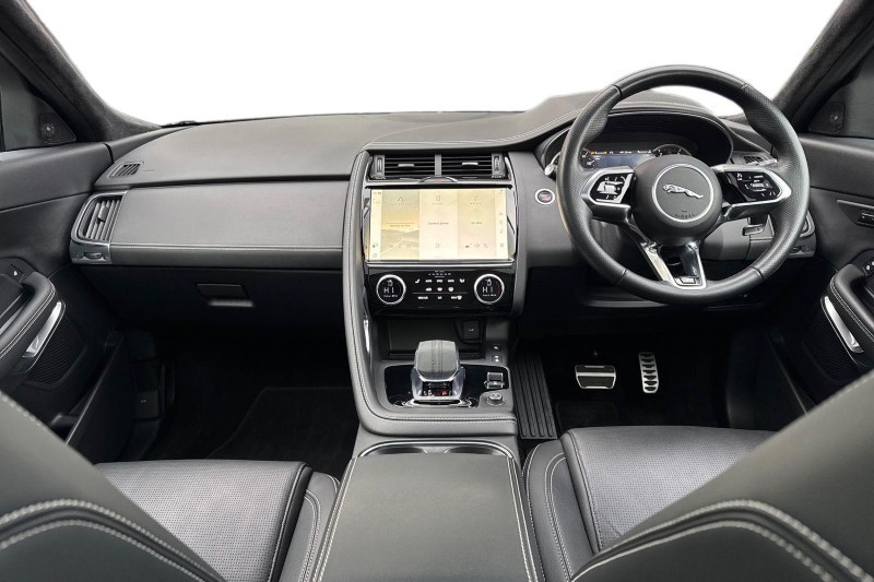 2022 (22) JAGUAR E-PACE 2.0 D200 R-Dynamic Black 5dr Auto 5004837