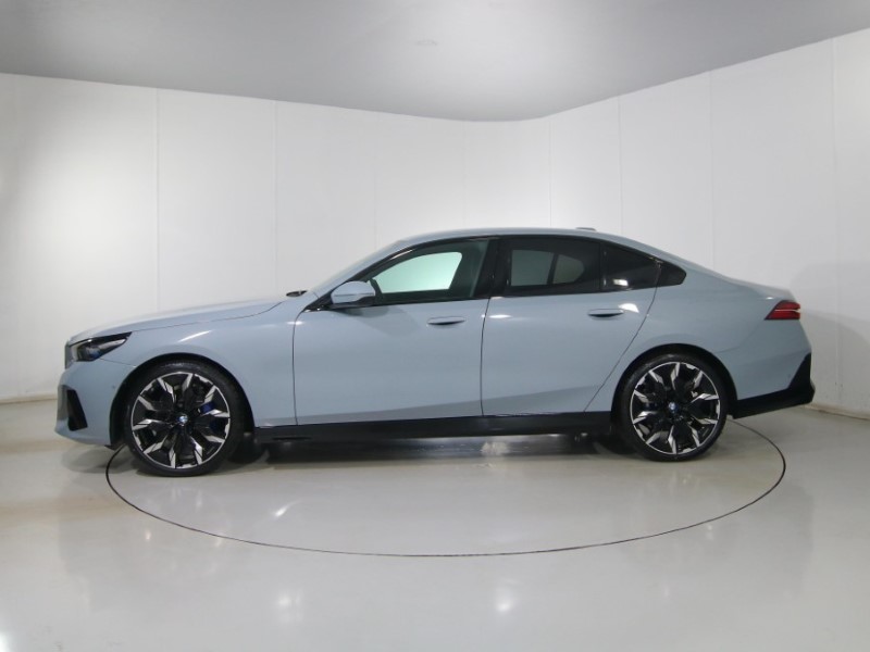  BMW 5 SERIES 520i M Sport 4dr Auto 4446256