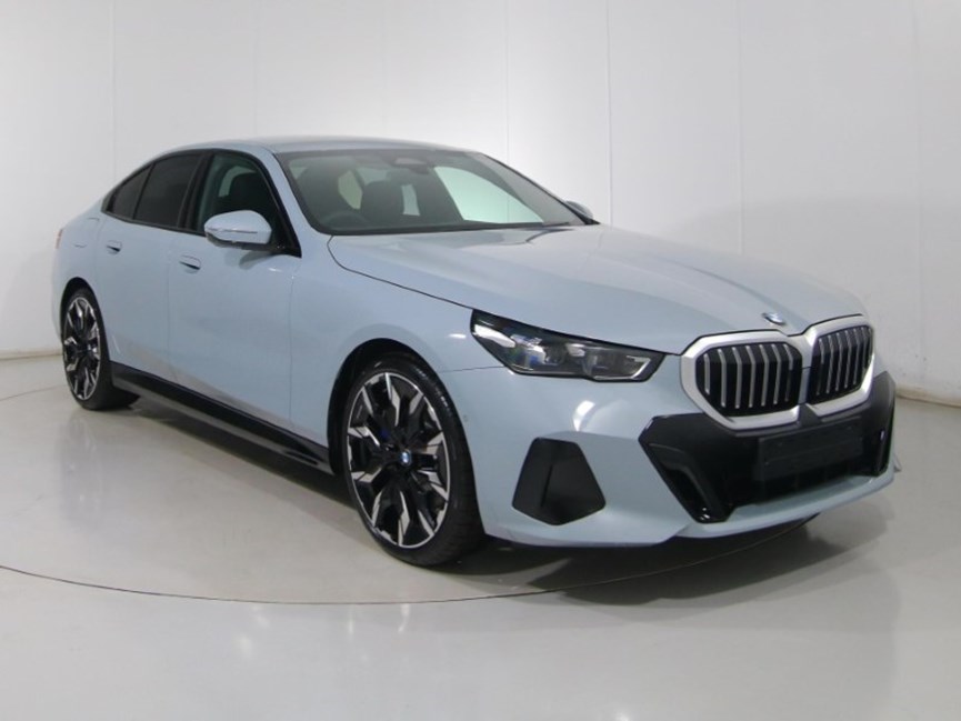 BMW 5 SERIES