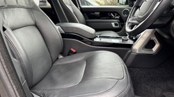 2021 (21) LAND ROVER RANGE ROVER 3.0 D300 Westminster Black 4dr Auto 5005263