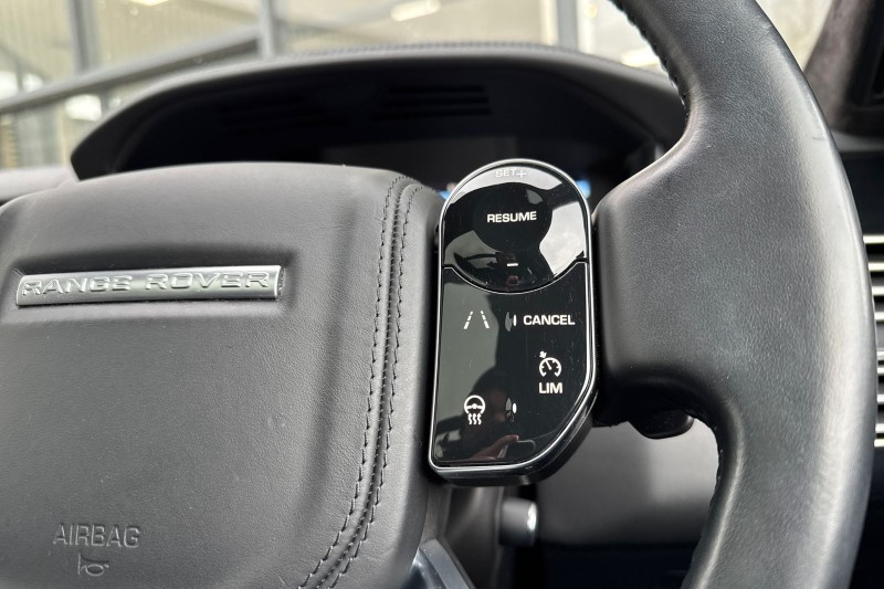 2021 (21) LAND ROVER RANGE ROVER 3.0 D300 Westminster Black 4dr Auto 5005267
