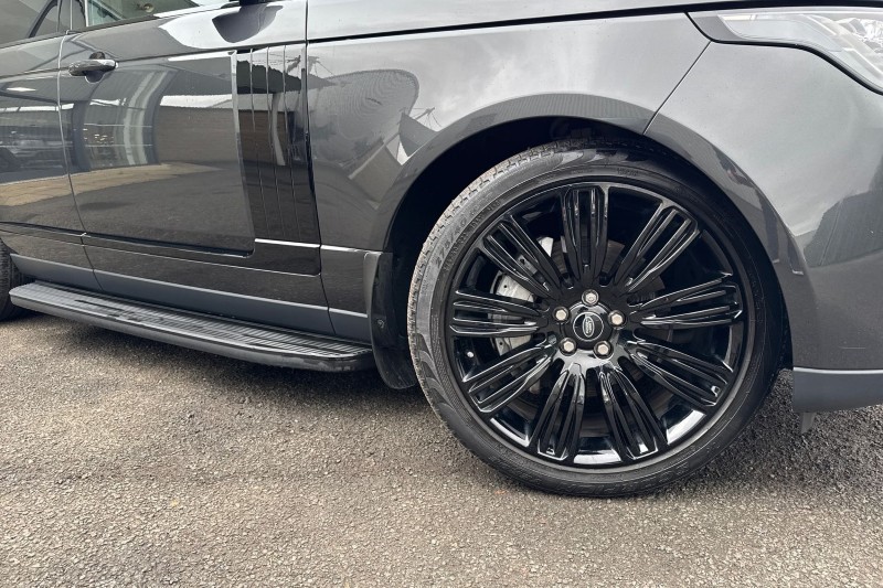 2021 (21) LAND ROVER RANGE ROVER 3.0 D300 Westminster Black 4dr Auto 5005285