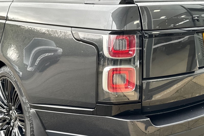 2021 (21) LAND ROVER RANGE ROVER 3.0 D300 Westminster Black 4dr Auto 5005257