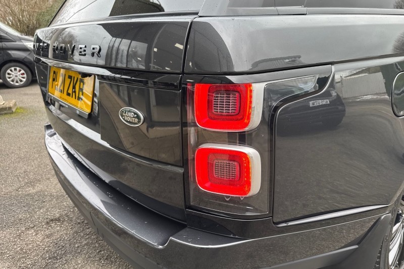2021 (21) LAND ROVER RANGE ROVER 3.0 D300 Westminster Black 4dr Auto 5005288