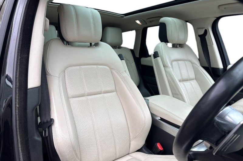 2020 (70) LAND ROVER RANGE ROVER SPORT 3.0 D300 HSE Silver 5dr Auto 5010544