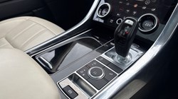 2020 (70) LAND ROVER RANGE ROVER SPORT 3.0 D300 HSE Silver 5dr Auto 5010531