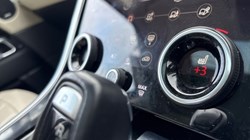 2020 (70) LAND ROVER RANGE ROVER SPORT 3.0 D300 HSE Silver 5dr Auto 5010554