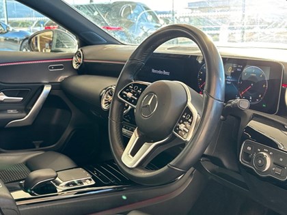 2019 (19) MERCEDES-BENZ A CLASS A180d Sport Premium 5dr Auto