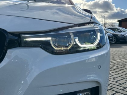2018 (18) BMW 3 SERIES 330i M Sport Shadow Edition 4dr Step Auto