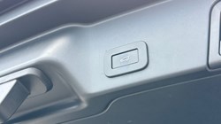 2024 (73) LAND ROVER RANGE ROVER EVOQUE 2.0 D200 Dynamic SE 5dr Auto 4275648