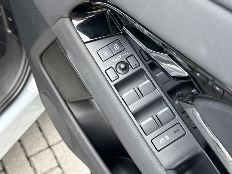 2024 (73) LAND ROVER RANGE ROVER EVOQUE 2.0 D200 Dynamic SE 5dr Auto 4275632